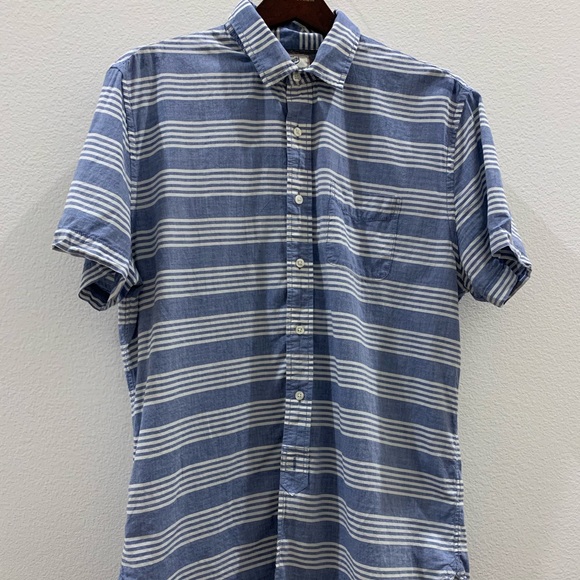 Grayer’s Blue Striped Button-Up - Picture 2 of 3